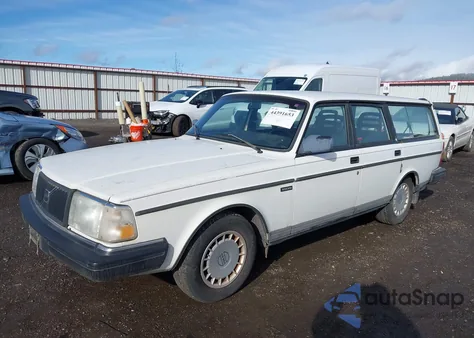 1992 Volvo 240 from USA, damaged, VIN YV1AW8805N1933006